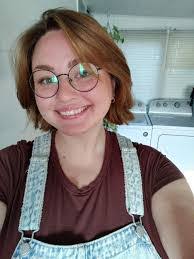 Holly Rigby's Instagram, Twitter & Facebook