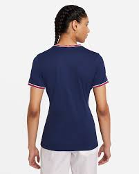 100% recycled polyester, highly breathable fabric helps keep sweat off your skin, so you stay cool whether you're cheering in the stands or playing on the pitch. Paris Saint Germain 2021 22 Stadium Home Women S Football Shirt Nike Ae