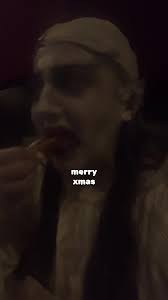 merry xmas from girl nosferatu 😇