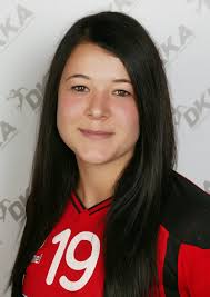 🇭🇺️ Szekerczés Luca, aki nemrégiben kivívta a válogatottal az  Európa-bajnoki részvételt a selejtezőkön, ma ünnepli a születésnapját! Sok  boldogságot és kellemes pihenést kívánunk! --------- 🇬🇧️ Luca Szekerczés,  who was part of the