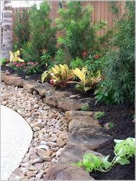 40 Beautiful Simple Rock Garden Decor Ideas For Your Front Or Back Yard Backyard Garden Landscape Backyard Landscaping Designs Backyard Garden Design