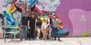 Medellín: Tour Pablo Escobar VIP (Todo Incluido), Comuna 13 | GetYourGuide