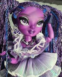 NO BC SHES BEAUTIFUL! Monique Verbena