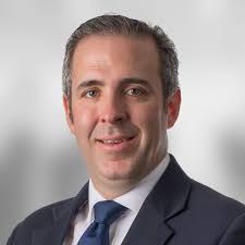 Michael Dakin's Instagram, Twitter & Facebook