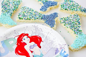 Looking for the perfect mermaid party food ideas? Lady And The Blog The Little Mermaid Movie Treats Tonya Staab