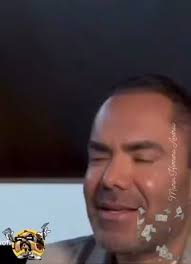 Escuchen esto señores. Lo que dice el actor Alfredo Adame sobre una isla  que compró junto a unos inversionistas en Panamá para vender petróleo Ruso  a los Barcos que pasan por Panamá.