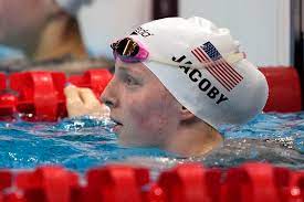 5 things about alaskan swimmer who won a gold medal at the tokyo olympics. O0z6w754 F0gom