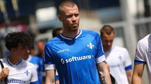 Jul 01, 2021 · der sv darmstadt 98 und abwehrspieler mathias wittek (32) trennen sich vorzeitig. Darmstadt 98 Startet In Neue Fussball Saison Jager In Nadelstreifen