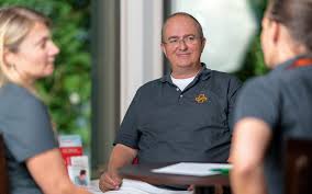 Ihre hausärzte in regensburg im candis yvonne illichmann und isabelle schmied sind mit einem breiten spektrum an hausärztlicher versorgung für sie da. Hausarztliche Gemeinschaftspraxis Dr Anton Denzinger Und Erik Leistner In Weiherhammer