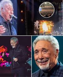 The wonderful moment the comedian got an audience in Wales to sing Bread Of  Heaven