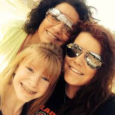 Angie Daniel (@ADD_AnG_D)