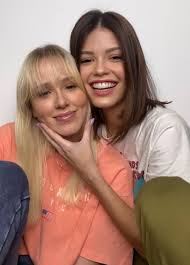 Maybe you would like to learn more about one of these? Vitoria Strada Se Emociona Com Declaracao De Amor Para Marcella Rica Dificil Resumir Tudo Que Sinto Famosos Gshow