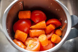 Tomatencremesuppe Aus Dem Thermomix Rezept In 2020 Tomatencremesuppe Tomatencremesuppe Thermomix Tomaten