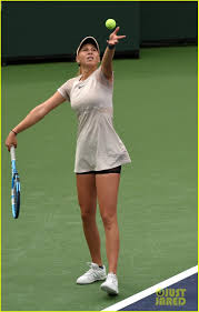 Image Result For Amanda Anisimova Tennis Fashion Tennis Players Female Tennis Clothes