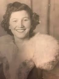 Rest in Peace Dora <3 You may now view the obituary. Dora was married to  Richard (à Johnny à Minou) Deveaux.