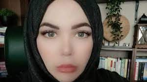 وتعد هذه أدنى حصيلة إصابات يومية يتم تسجيلها منذ 88 يوما. Ø§Ù„ÙƒØ§ØªØ¨Ø© Ø§Ù„Ø£Ø±Ø¯Ù†ÙŠØ© Ø§Ù„Ù…Ø«ÙŠØ±Ø© Ù„Ù„Ø¬Ø¯Ù„ Ø¥Ø­Ø³Ø§Ù† Ø§Ù„ÙÙ‚ÙŠÙ‡ ØªØ´Ø±Ø­ Ø³Ø± ØªØ­ÙˆÙ„Ù‡Ø§ Ù…Ù† Ø§Ù„Ù‡Ø¬ÙˆÙ… Ø¹Ù„Ù‰ Ø§Ù„Ø³Ø¹ÙˆØ¯ÙŠØ© Ø¥Ù„Ù‰ Ù…Ø¯Ø­Ù‡Ø§ ÙˆØ·Ù† ÙŠØºØ±Ø¯ Ø®Ø§Ø±Ø¬ Ø§Ù„Ø³Ø±Ø¨