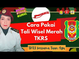 Vivi baru aja pulang dari sekolah. Cara Pakai Tali Wisel Merah Tali Lanyard Tkrs Krs Tkrs Uniform Tkrs Youtube