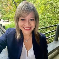 Daisy Esqueda's Instagram, Twitter & Facebook