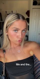 caroline.royer (@caroline.royer)