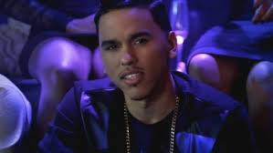 Adrian Marcel f/ Sage The Gemini "2AM" (Martín Estévez, dir.)