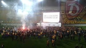 Bundesliga in 2019/20 after a 4 year stay in germany's 2nd tier. Dynamo Dresden Vor Viertem Aufstieg In Die 2 Bundesliga Sportbuzzer De
