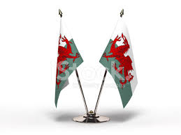 The flag of wales (y ddraig goch, meaning 'the red dragon') consists of a red dragon passant on a green and white field. Miniatyurnye Flag Uelsa Izolirovannye Stokovye Fotografii Freeimages Com