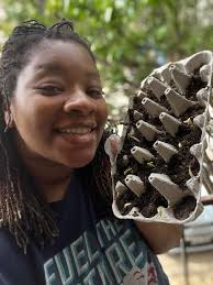 Welcome new members! We are all happy to have you. Please introduce  yourself, tell us where you are and what you're growing this season. Vivian  Altimore, Melissa Nichols, The 5th Street Market