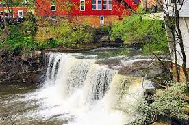 Chagrin falls is a small village about forty miles south of cleveland. 12 Top Rated Waterfalls In Ohio Planetware