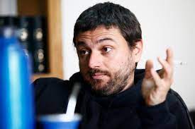 El dirigente social juan grabois y el exministro luis etchevehere se cruzaron en las redes sociales. El Gobierno De Colombia Niega Haber Agredido A Juan Grabois Puede Hacer La Denuncia Las Camaras Grabaron Todo La Nacion