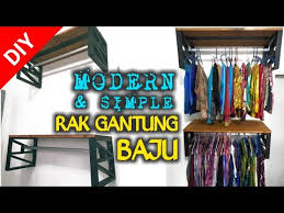 Tetapi anda tidak perlu khawatir, karena sekarang banyak juga tersedia lemari yang ukurannya kecil atau minimalis di samping banyaknya tersedia lemari yang berukuran besar. Diy Rak Baju Minimalis Rak Gantung Pakaian Ide Kreatif Cara Bikin Rak Pakaian Rak Gantung Youtube