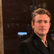 I feel so sad that my fans don't want to say just HELLO to me 😞maybe  nobody cares about me and my career 💔