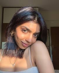 Jahnvi Patel's Instagram, Twitter & Facebook