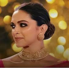 Gorgeous Deepikapadukone Gold Necklace Indian Bridal Jewelry Bridal Jewellery Indian Gold Jewelry Fashion