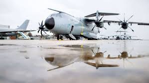 Die luftwaffe war am vormittag mit zwei maschinen vom fliegerhorst wunstorf nach portugal. Coronavirus In Portugal Hilfsteam Der Bundeswehr Ist Nach Lissabon Gestartet Politik Stuttgarter Nachrichten