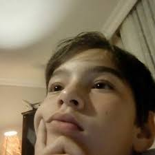 Dennis Erk's Instagram, Twitter & Facebook