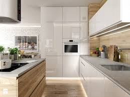 Wit Recht Deel En Hout Eiland Modern Kitchen Interiors Kitchen Interior Design Modern Modern Kitchen