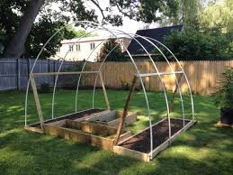 Always select a better place that receives a good amount of sunlight to build your small greenhouse. Unbelievable 50 Diy Greenhouse Grow Weed Easy
