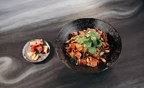 Des finitions de qualité et un design moderne et contemporain. Atlas Kitchen Brings The Most Creative Contemporary Chinese Cuisine To New York S Upper West Side Asian Fusion Magazine