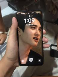 LF phone 5G phone 8/256 GB good condition pls- no to vivo,huawei at  oppo,iphone. tia