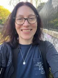 On my way to the BBC Radio Theatre! 🎤 Hopefully see some of you there!