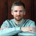 Review: Icelandic Composer Ólafur Arnalds's Experiment in Artificial  Intelligence 'Re: Member'