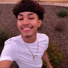 Is Amanda and Alan Cousin