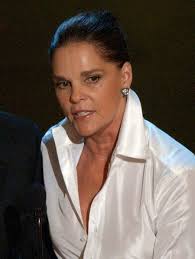Ali MacGraw to make Broadway debut