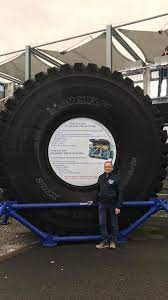 L'expérience de la vente de pneus au détail associée à la maitrise des coûts d'achat des pneus de grandes marques permettent à l'enseigne jumbo pneus de proposer l'avantage du pneu de qualité à. Facebook