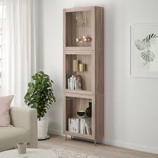 Besta Combinazione Con Ante A Vetro Effetto Noce Mordente Grigio Sindvik Stallarp Vetro Effetto Noce Mordente Grigio 60x22x202 Cm Ikea It Ikea Floating Glass Shelves Glass Door