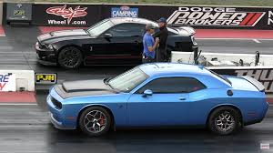 Dodge Challenger SRT Hellcat Drags Ford Mustang Shelby GT500, Someone Takes  a Big Beating! - autoevolution