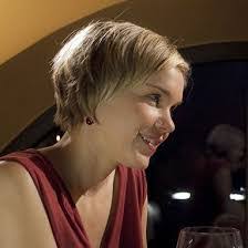 Laila Bender's Instagram, Twitter & Facebook