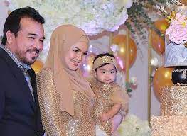 Rumah siti nurhaliza bak istana. Menikah Dengan Pengusaha Kaya Intip Rumah Mewah Siti Nurhaliza Yang Serba Glamor Bak Istana Sultan Grid Id Line Today