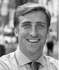 800 trick-or-treaters come to parade