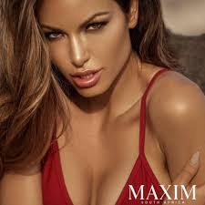 Charnette Smith's Instagram, Twitter & Facebook